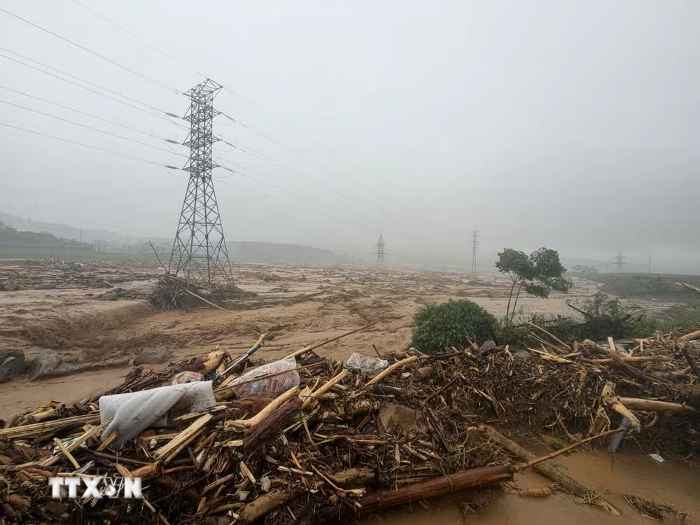 Thủ tướng: Chủ động ứng phó với mưa lớn, bảo đảm an toàn tính mạng người dân