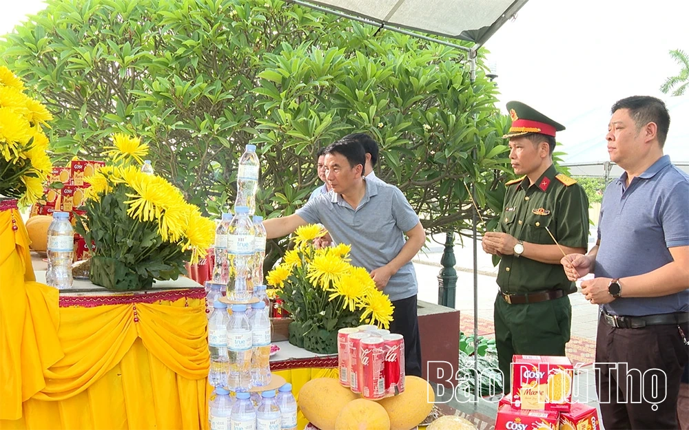 Xã Xuân Lãng tổ chức lễ cầu siêu tưởng niệm, tri ân các anh hùng liệt sĩ