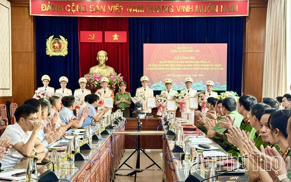 Công bố giải thể Đồn Công an Khu công nghiệp Bá Thiện
