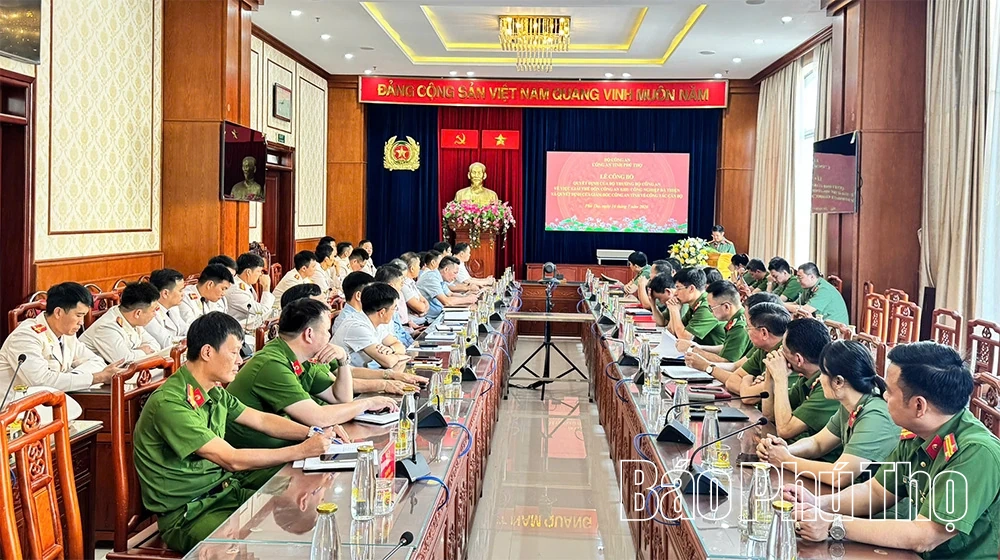 Công bố giải thể Đồn Công an Khu công nghiệp Bá Thiện