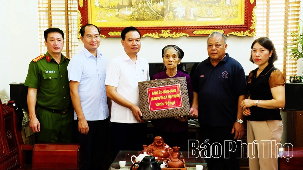 Xã Hội Thịnh trao 657 suất quà tới người có công và thân nhân