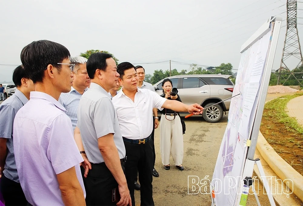 Phu Tho Moves to Resolve Bottlenecks in Key Transport and Industrial Park Projects