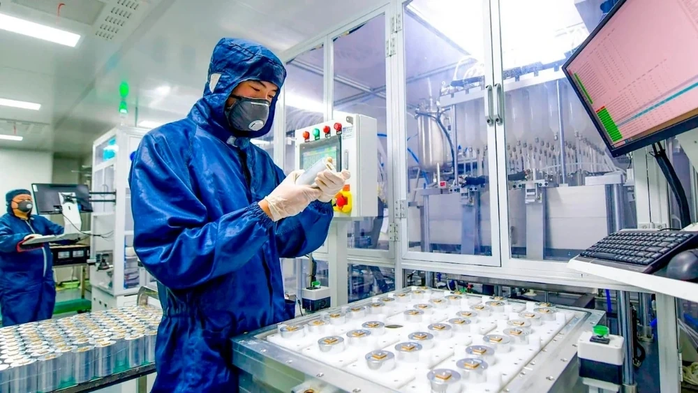 Trung Quốc công bố công nghệ pin mới có thể sạc đầy chỉ trong 4 phút