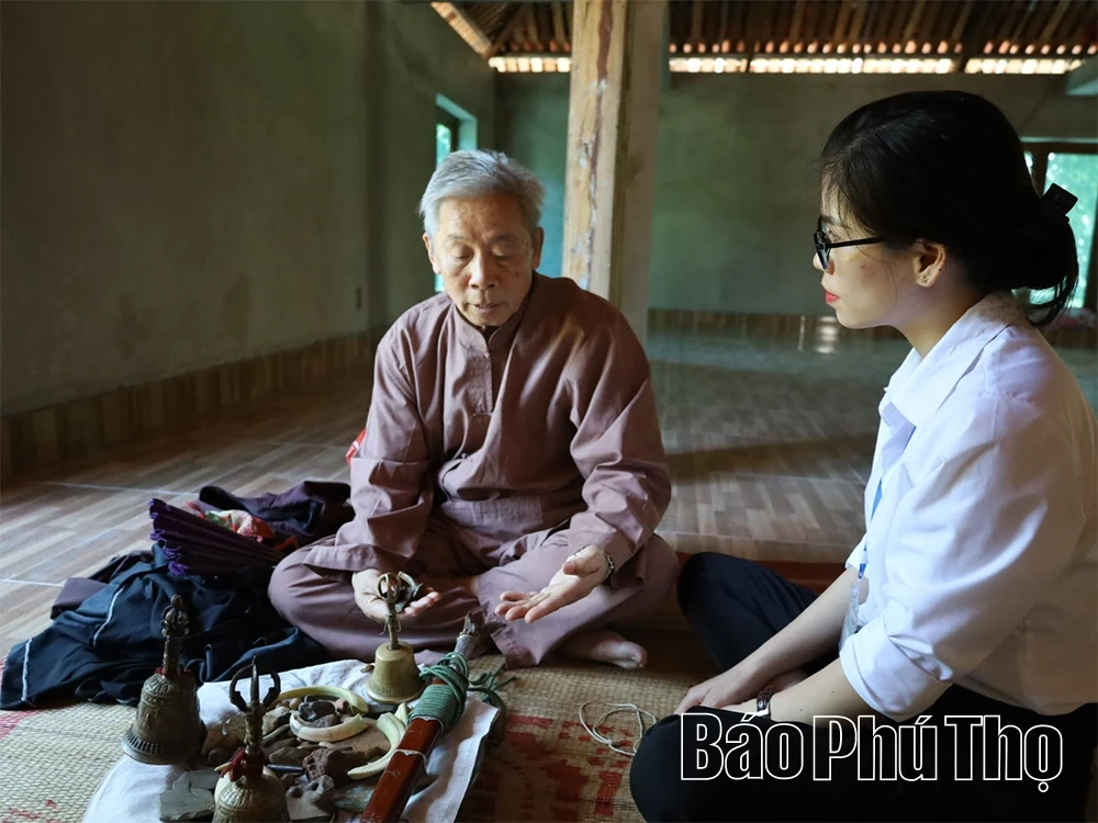 “Giữ lửa” văn hóa dân tộc Mường