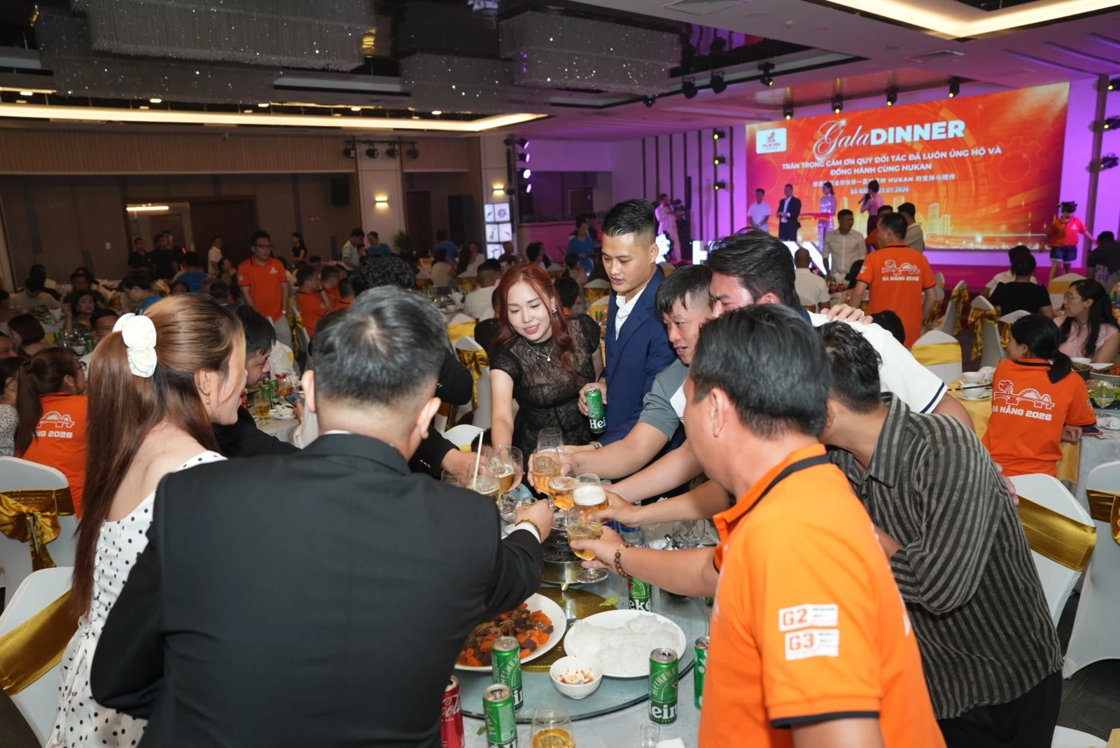 DANAGO chinh phục 250 khách Hukan bằng Gala Dinner đẳng cấp