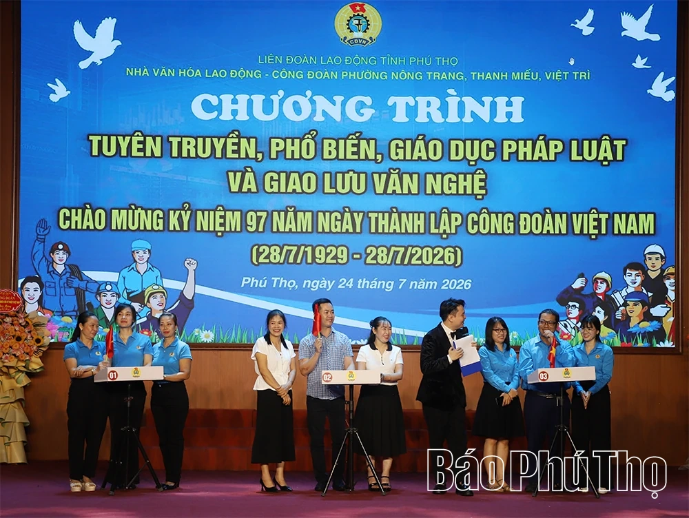 Nâng cao hiểu biết pháp luật, lan tỏa phong trào văn hóa trong đoàn viên, người lao động
