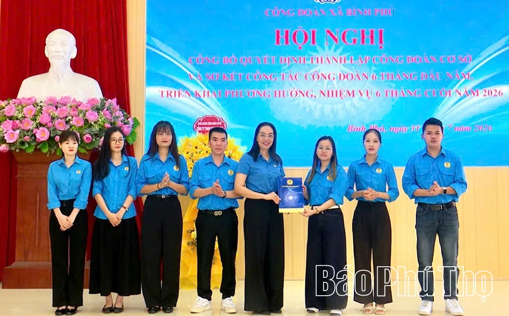 Xã Bình Phú: Thành lập 2 C ông đoàn cơ sở&nbsp; doanh nghiệp