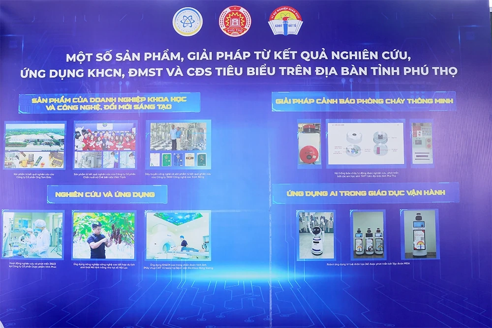 Tích cực chuẩn bị&nbsp;trưng bày sản phẩm, kết quả nổi bật về thực hiện Nghị quyết số 57-NQ/TW trên địa bàn tỉnh