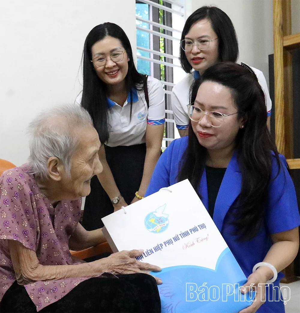Tháng Bảy tri ân: Viết tiếp những câu chuyện nghĩa tình