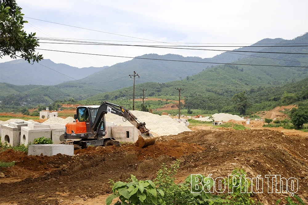 Chuyển động trên vùng dự án Kim Bôi, Dũng Tiến, Mường Vang
