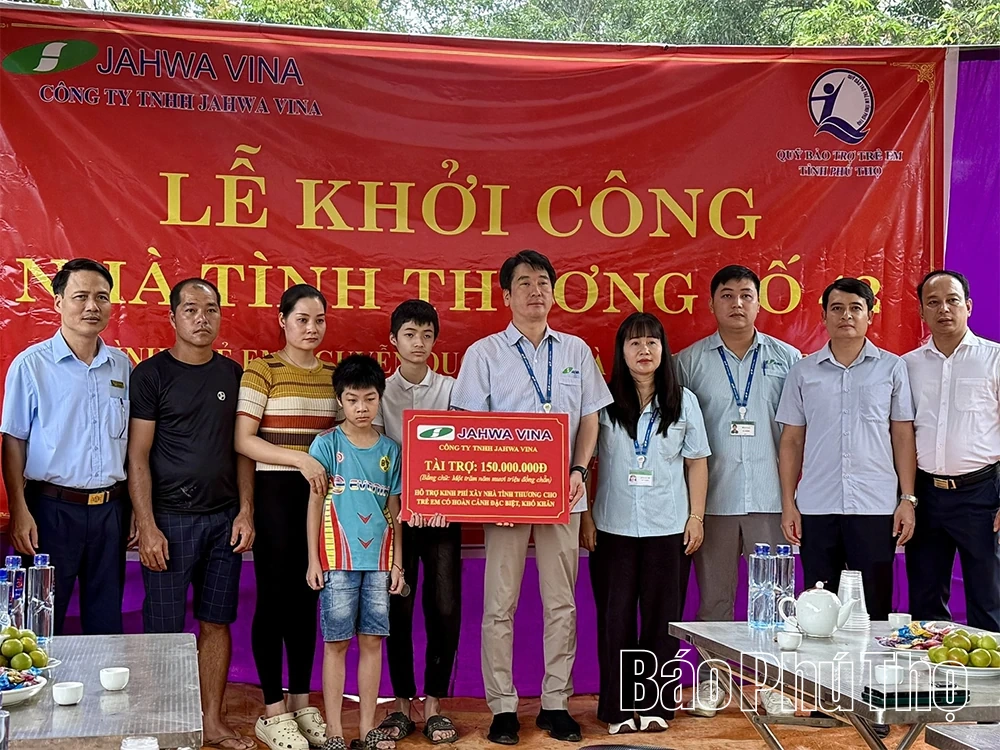 Trao mái ấm cho trẻ em có hoàn cảnh khó khăn