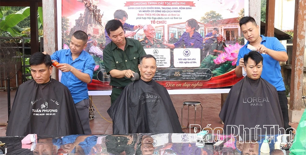 Bao La làm dân vận khéo
