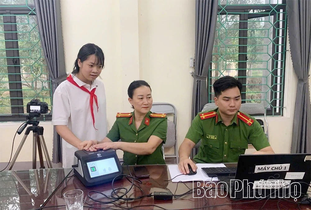 &nbsp;Đảng bộ xã Liên Châu:&nbsp;Đảng viên tiên phong, dân tin tưởng