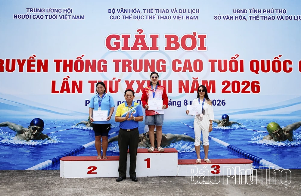 Phú Thọ giành 3 Huy chương Vàng ngày khai mạc Giải Bơi trung, cao tuổi quốc gia
