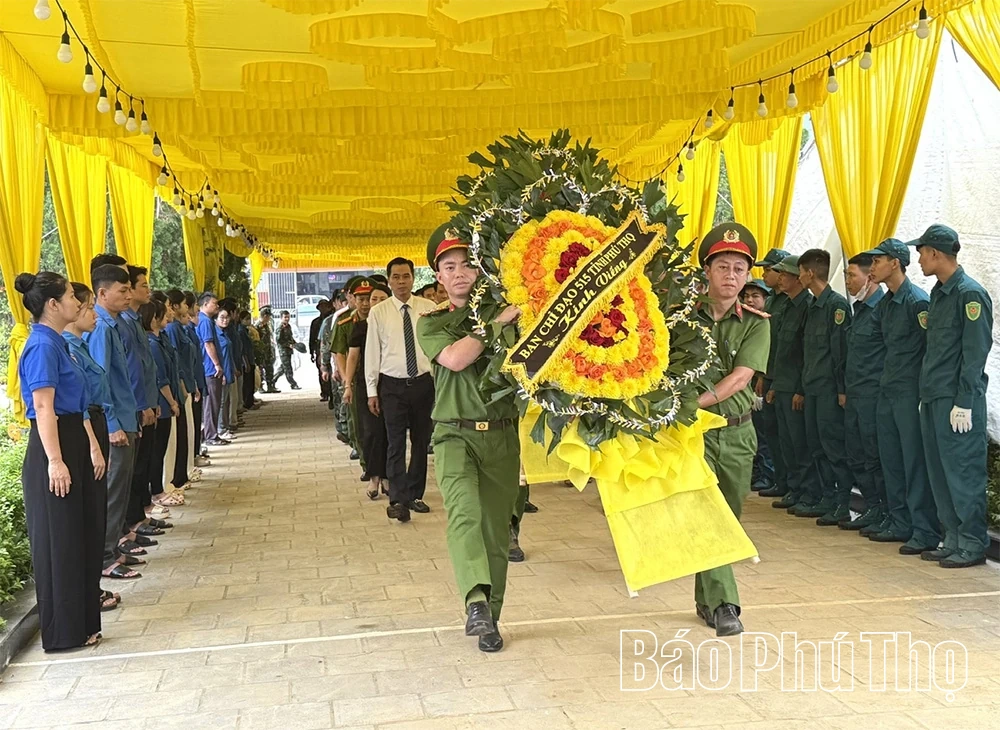 &nbsp;Xã Thanh Sơn lấy mẫu hài cốt liệt sĩ chưa xác định được thông tin