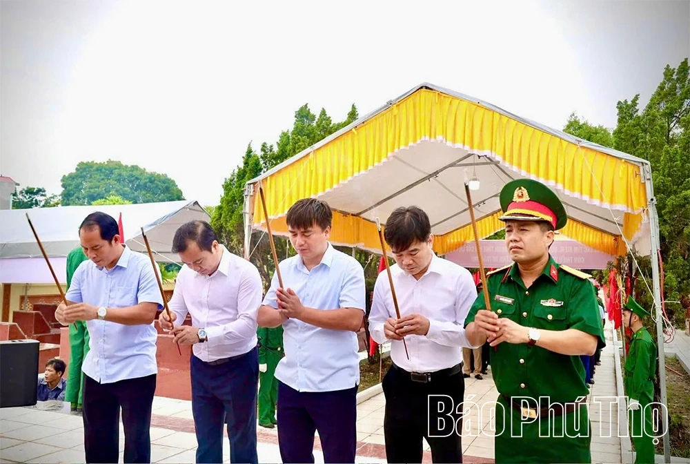 Xã Thái Hòa&nbsp;lấy mẫu hài cốt liệt sĩ phục vụ giám định ADN