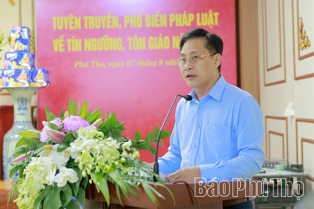 Phổ biến pháp luật về tín ngưỡng, tôn giáo cho chức sắc, chức việc, nhà tu hành Phật giáo