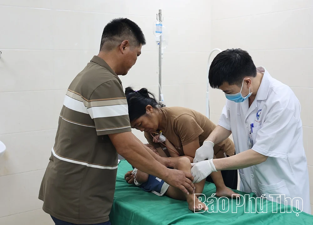 &nbsp;Bệnh viện Đa khoa Vĩnh Phúc điều trị thành công bé trai 2 tuổi chấn thương dương vật