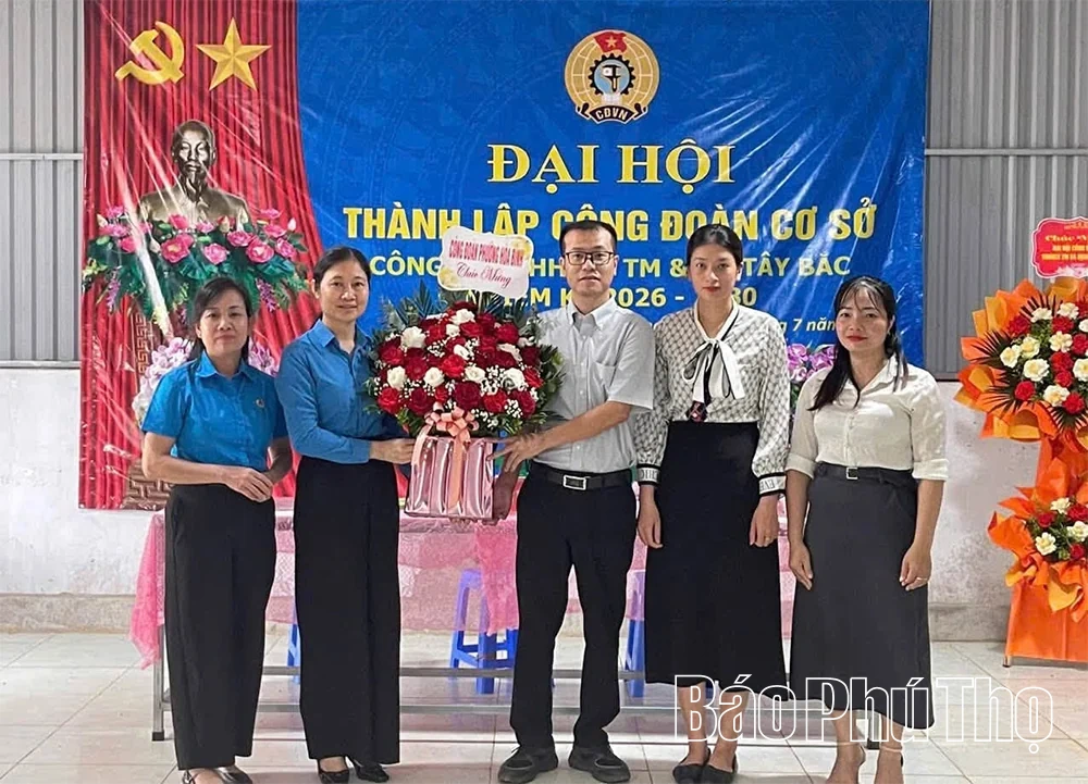 Đổi mới hoạt động, xây dựng tổ chức công đoàn vững mạnh
