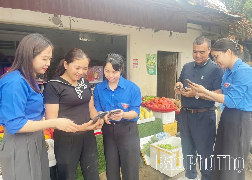 Văn Lang tăng tốc xây dựng nông thôn mới