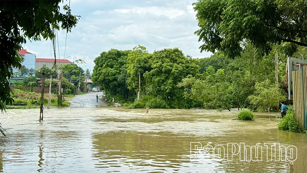Khắc phục ngập úng, đảm bảo an toàn giao thông