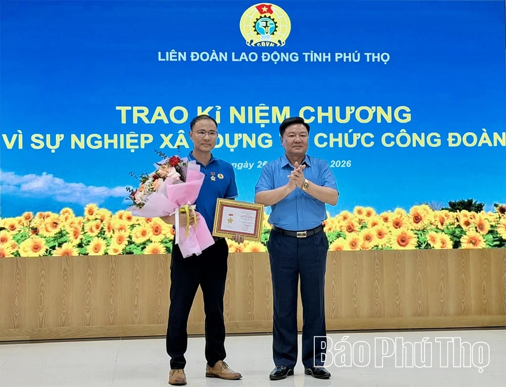 Đẩy mạnh phát triển đoàn viên, xây dựng công đoàn cơ sở vững mạnh