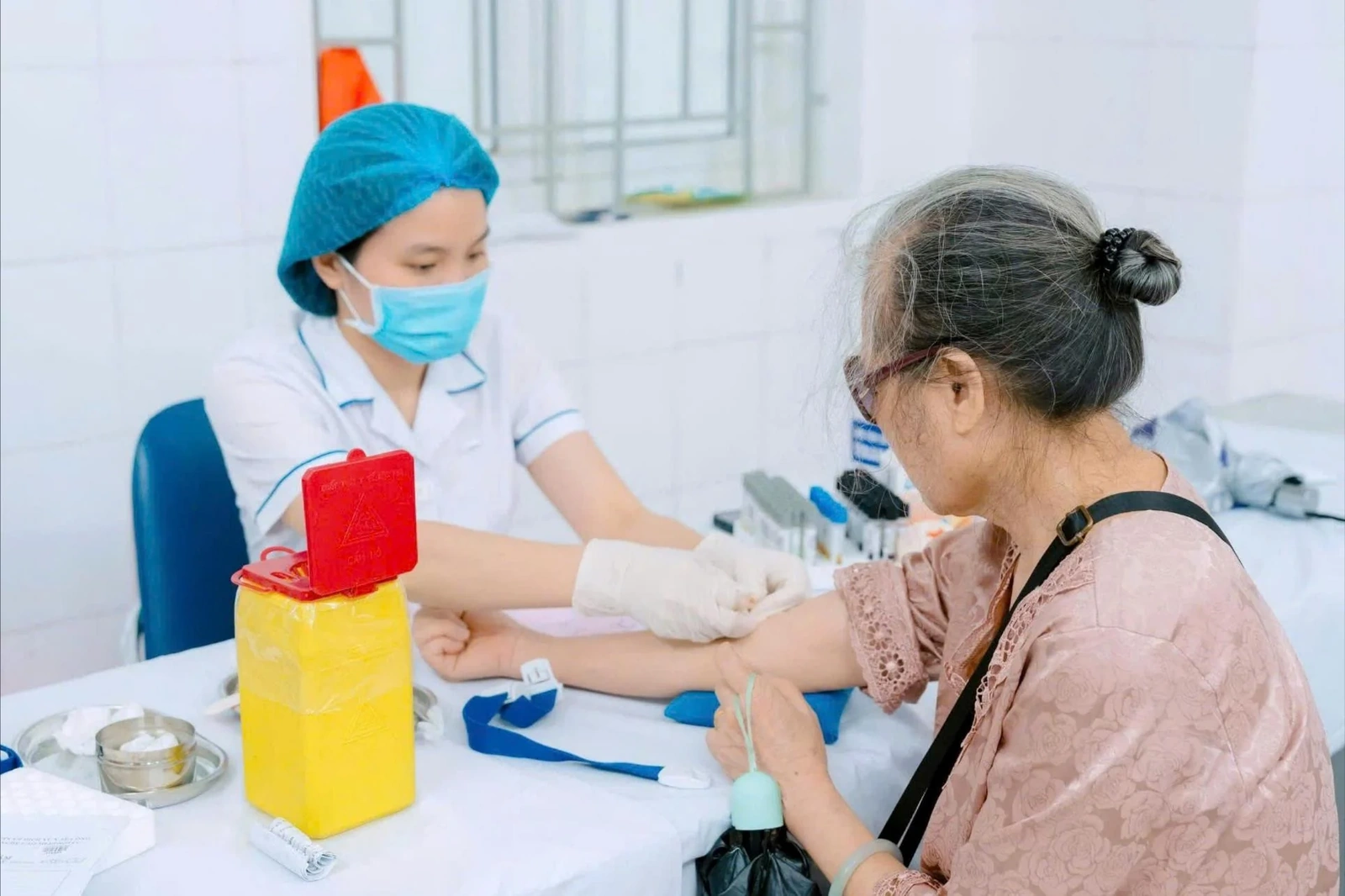 Liên thông kết quả xét nghiệm: Tiết kiệm thời gian, chi phí cho người bệnh
