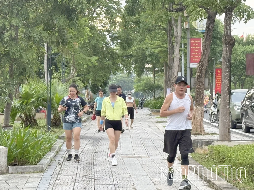 Lan tỏa phong trào đi bộ, nâng cao sức khỏe