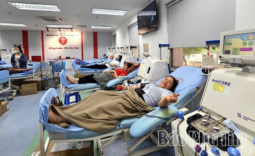 Trao giọt máu, gửi yêu thương
