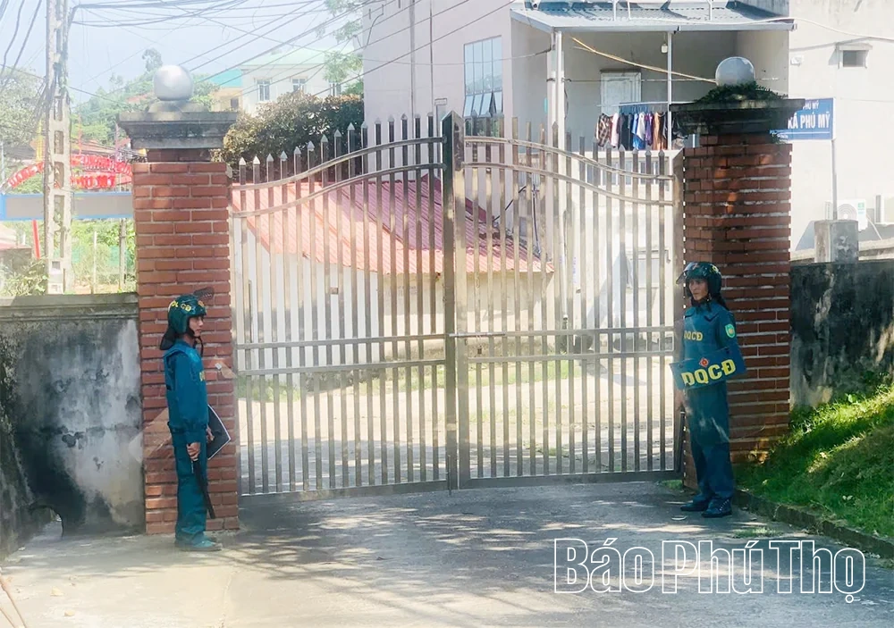 Ban Chỉ huy quân sự xã Phú Mỹ luyện tập phương án sẵn sàng chiến đấu bảo vệ cơ quan