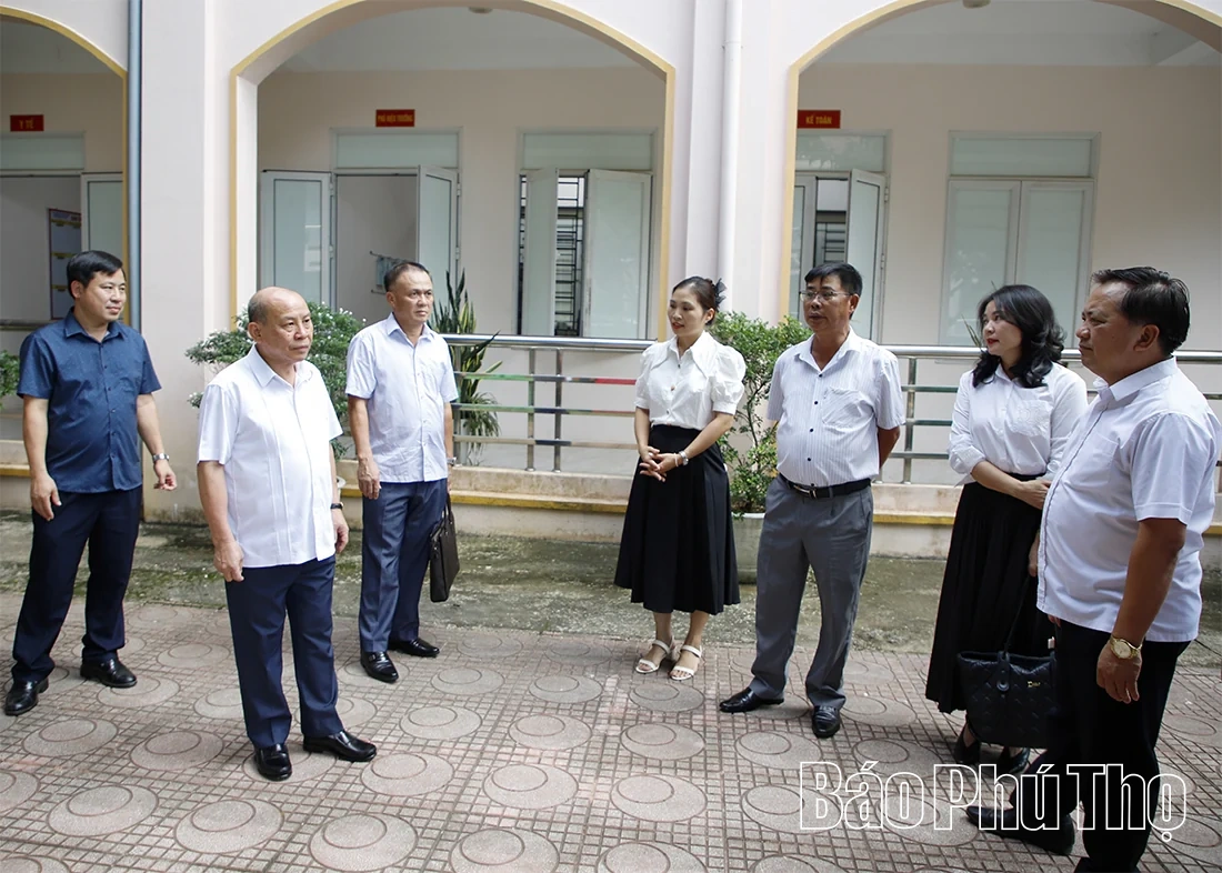 Phó Bí thư Tỉnh ủy, Chủ tịch HĐND tỉnh Bùi Đức Hinh: Các hoạt động dạy học cần được tổ chức nền nếp ngay từ những ngày đầu năm học mới