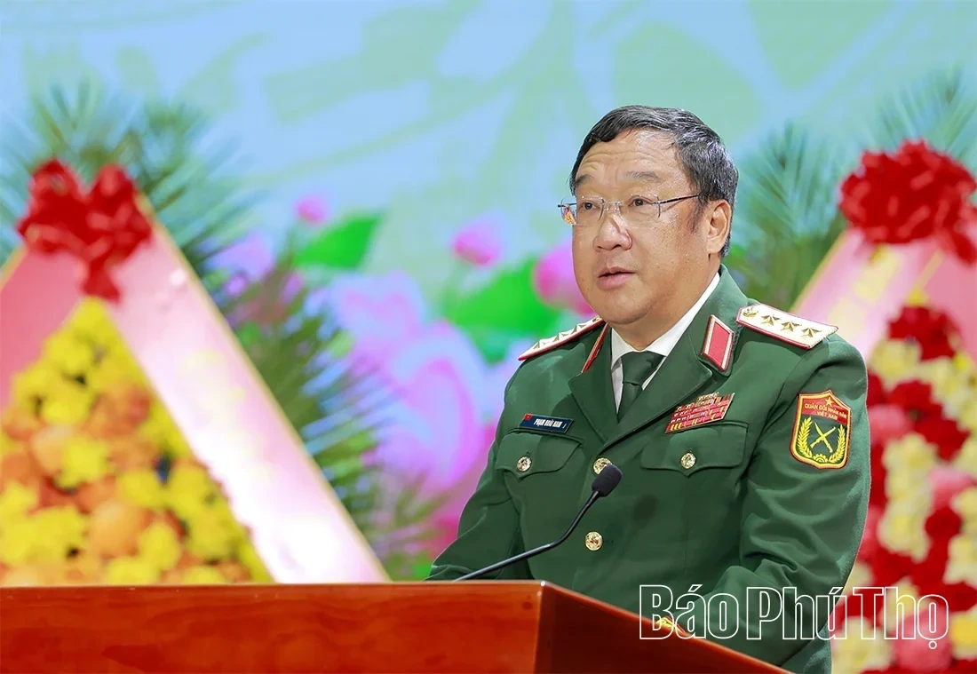 Commemorating the 60th Traditional Day of Factory Z121