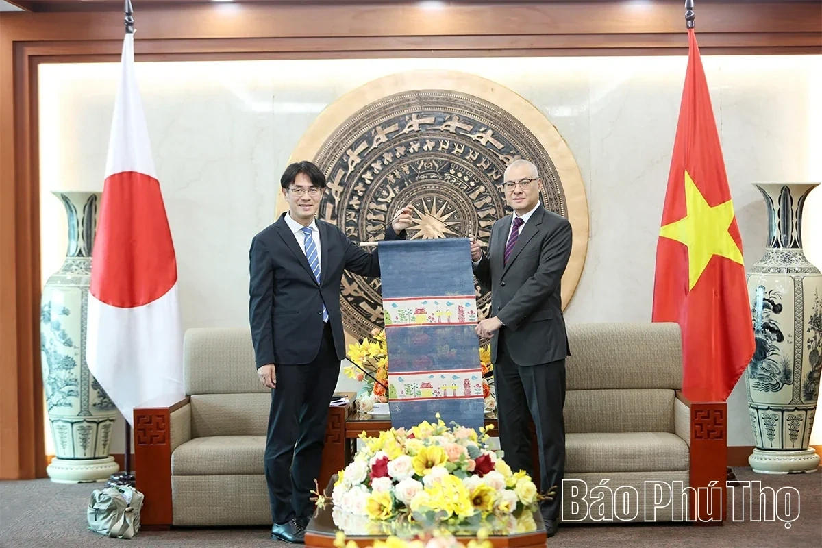 Promoting Comprehensive Cooperation with Nara Prefecture, Japan