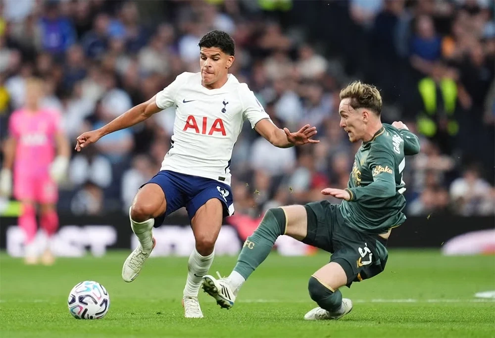 Tottenham chạm đáy thất vọng, 4 trận đầu mùa không ghi bàn