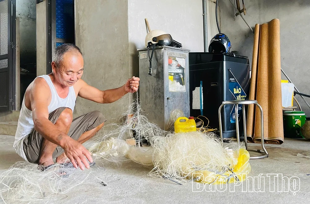 Những “lão ngư” cuối cùng trên sông