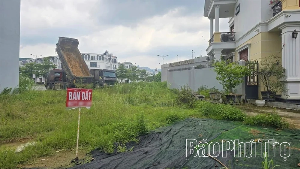 Bất động sản vùng Nam: Khoảng lặng và áp lực lãi suất ngân hàng