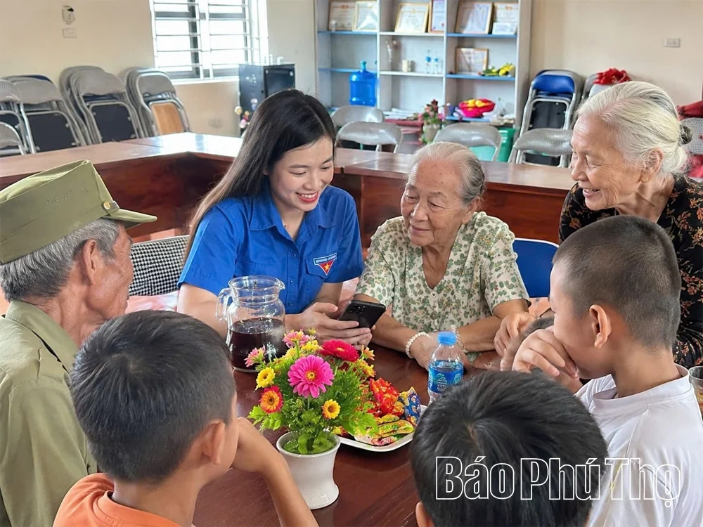 Thu hẹp khoảng cách số ở Mường Động