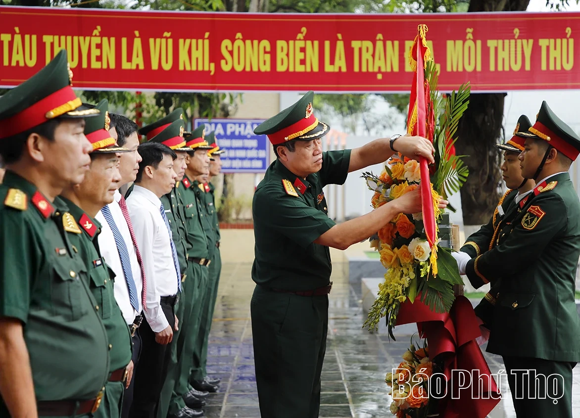 Khánh thành Văn bia “Tự hào truyền thống Lữ đoàn 649 anh hùng”