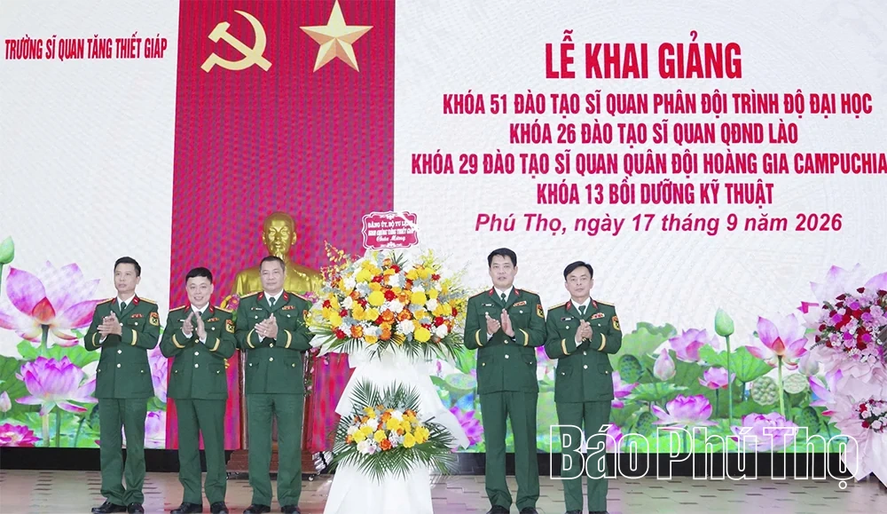 Trường Sĩ quan Tăng thiết giáp khai giảng các khoá học viên mới