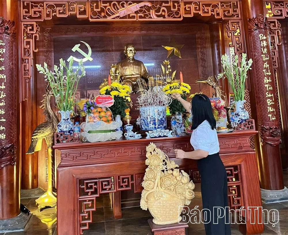 Gốc khế lịch sử và câu chuyện về Bác Hồ