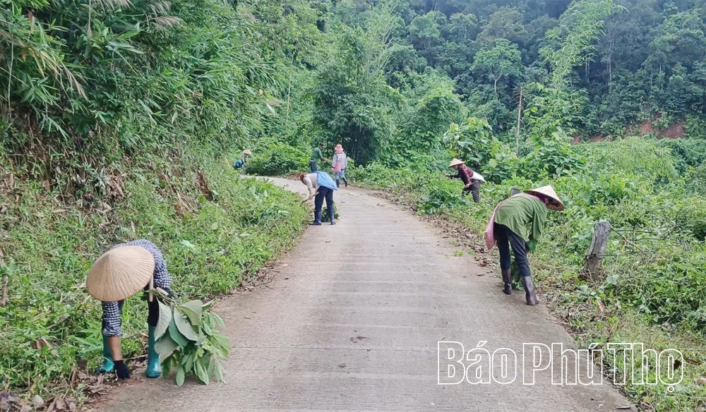 Mai Châu gắn phát triển kinh tế với bảo vệ môi trường