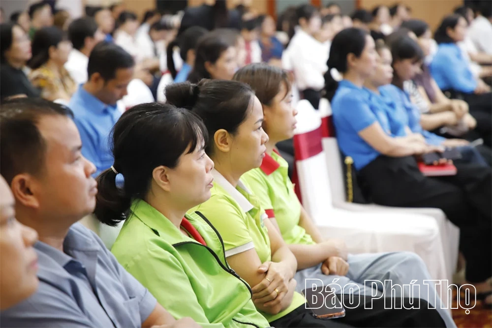 Gỡ “nút thắt” pháp lý, tiếp sức doanh nghiệp nhỏ và hộ kinh doanh