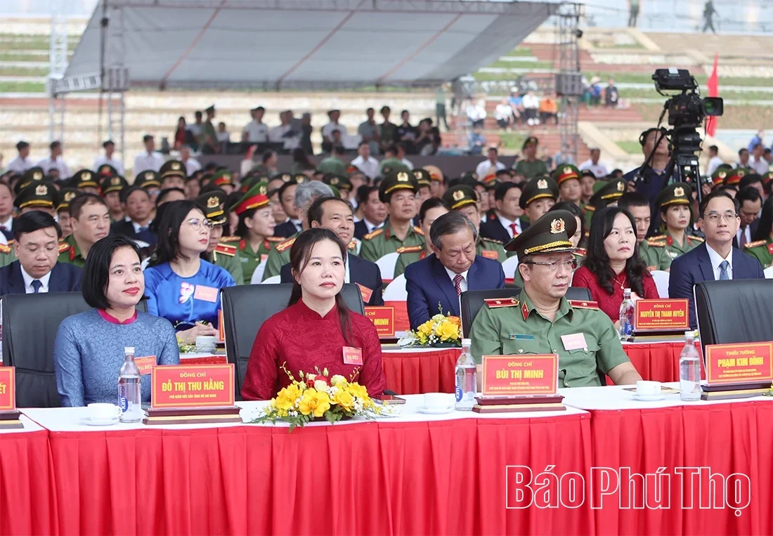Celebrating the 72nd Anniversary of Uncle Hos Visit to Hung Kings Temple and the Inauguration of the Monument Uncle Ho with the National Festival