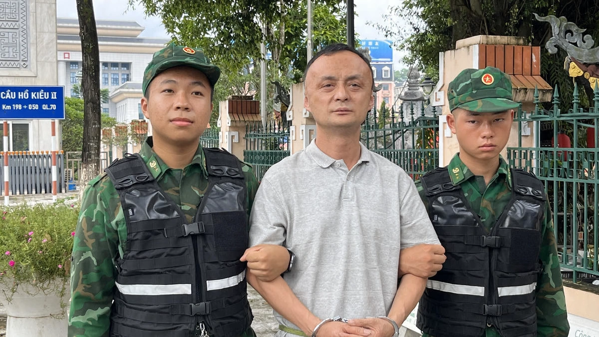 Lào Cai: Khởi tố đường dây xuyên quốc gia tổ chức cho người nước ngoài nhập cảnh trái phép