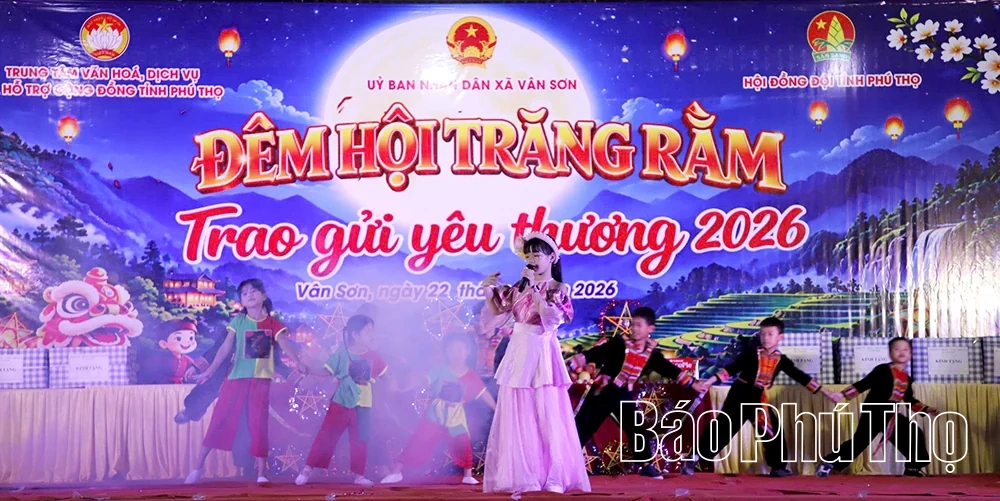 Vân Sơn tổ chức “Đêm hội Trăng rằm - Trao gửi yêu thương”