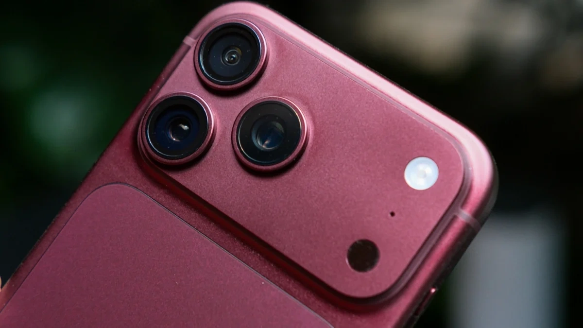 iPhone 18 Pro và Pro Max màu Đỏ Burgundy: Vì sao iFan người khen, người chê?