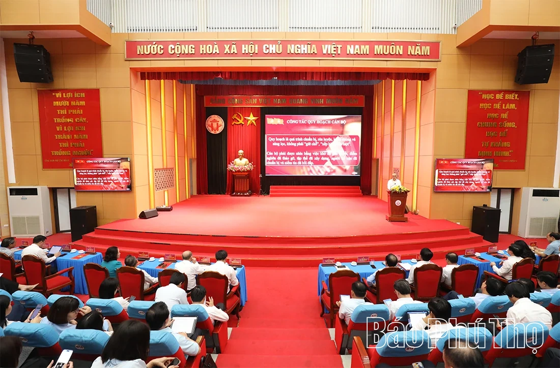 Nâng cao chất lượng cán bộ, tạo nền tảng thực hiện thắng lợi mục tiêu chiến lược