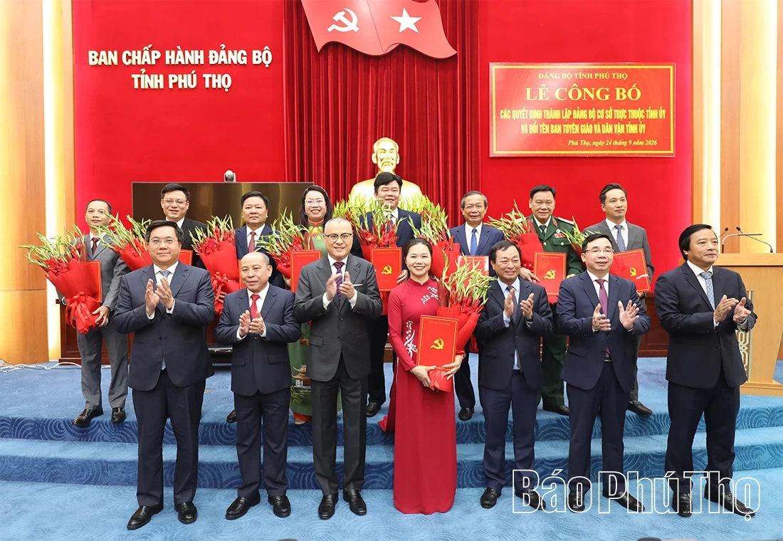 Công bố các quyết định thành lập&nbsp;Đảng bộ cơ sở trực thuộc Tỉnh ủy và đổi tên Ban Tuyên giáo và Dân vận Tỉnh ủy
