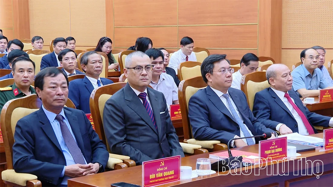 Quán triệt, triển khai thực hiện&nbsp;một&nbsp;số Nghị quyết, Chỉ thị của Bộ Chính trị