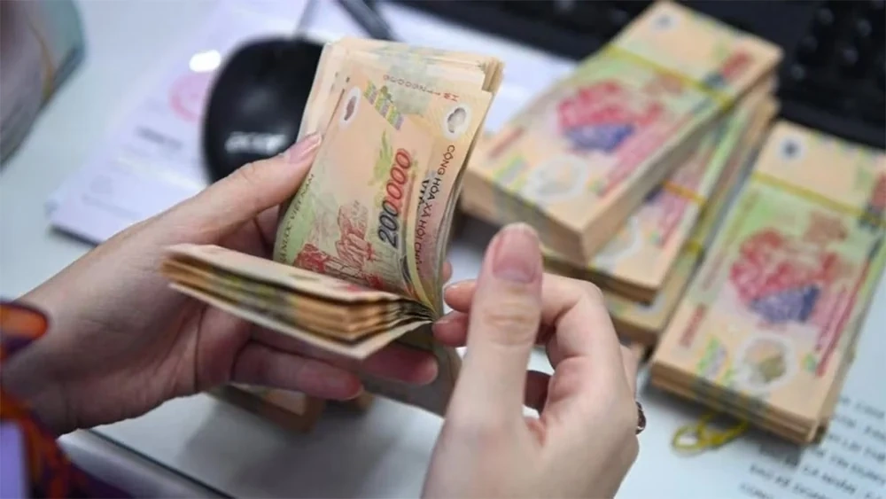 Lương tối thiểu dự kiến là 5,7 triệu đồng/tháng